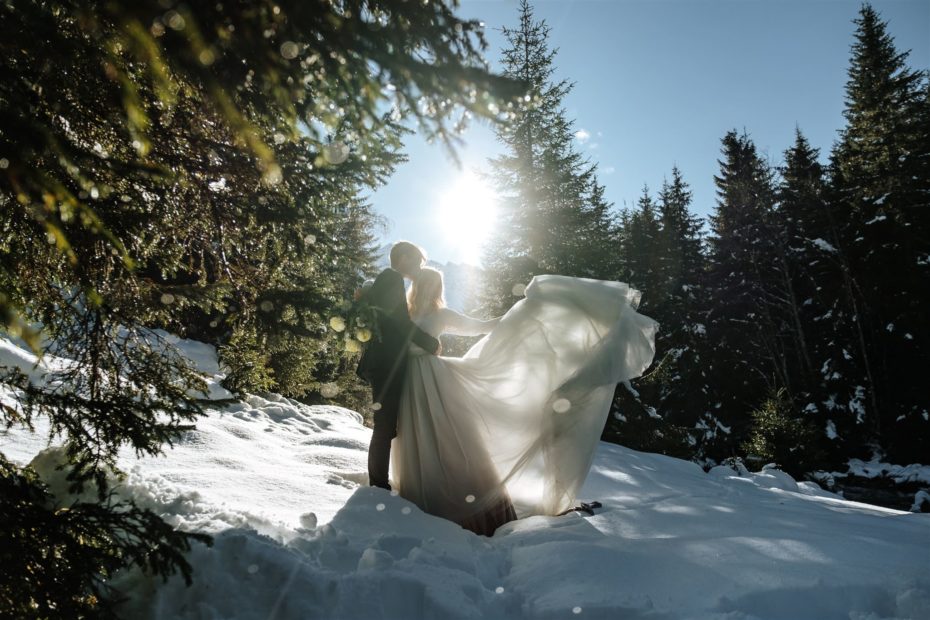 Winter elopement in the snow in the Tyrol Alps
