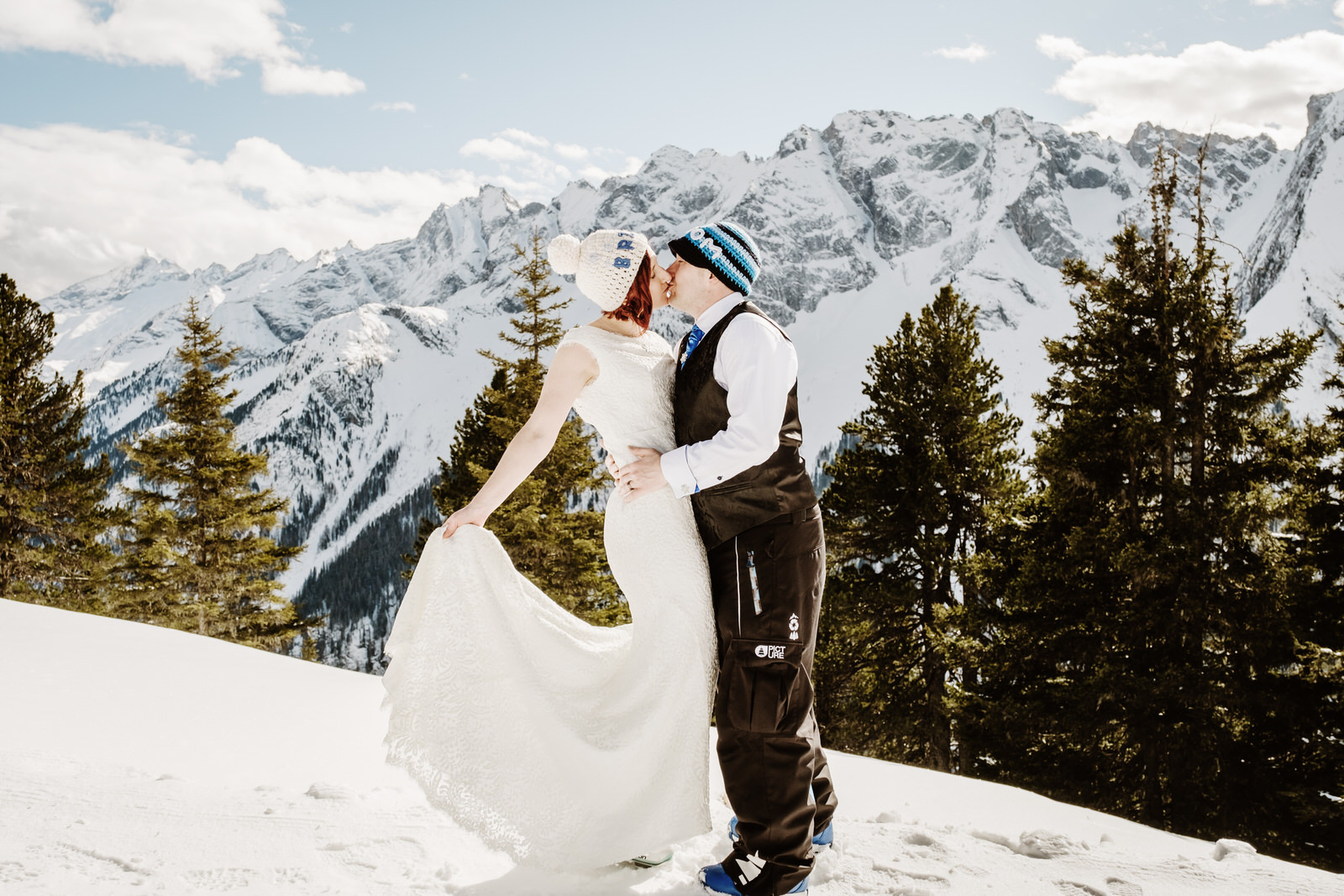 An Igloo Wedding At The White Lounge In Mayrhofen