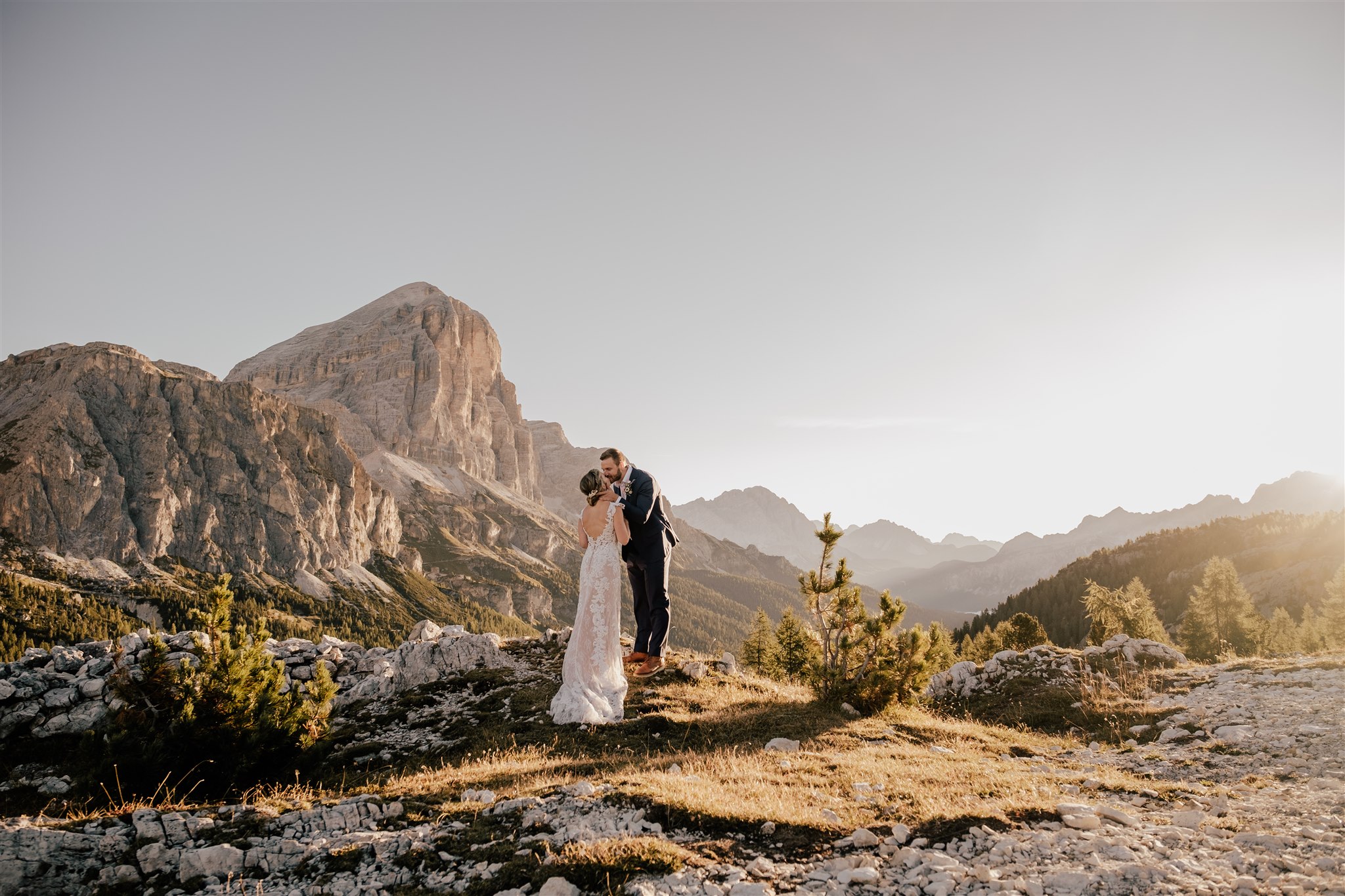 Multi-Day Hiking Elopement in the Dolomites – Shayna & Jake
